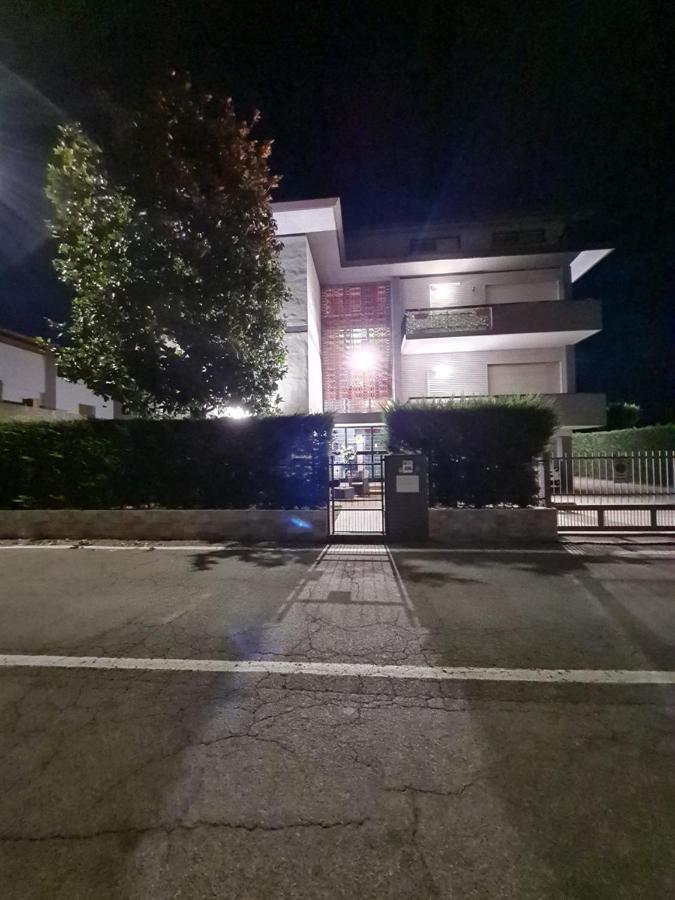 Landlady Airport Orio Bergamo Ida Hotel Orio al Serio Exterior photo